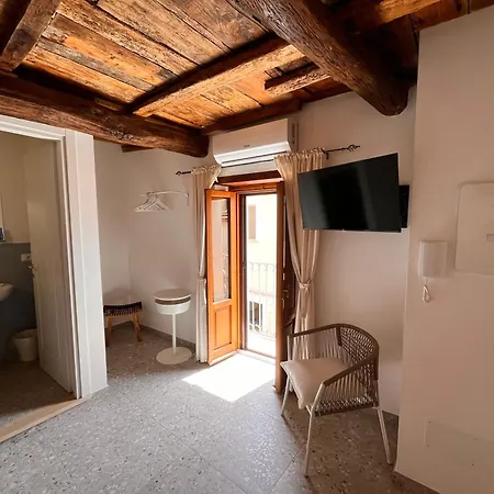 Bed & Breakfast Pavone's House *